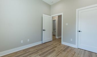 2002 Cherry Xing, Benton, AR 72015