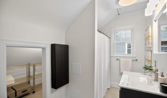 1802 LAWRENCE St NE, Washington, DC 20018