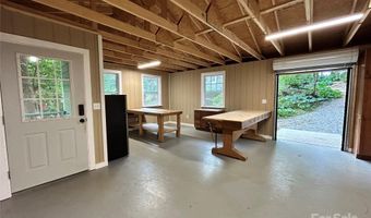 135 Westwood Pl, Asheville, NC 28806