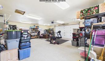 341 N Division St, Cowley, WY 82420