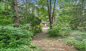 340 Orchard Hills Dr, Ann Arbor, MI 48104
