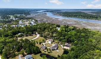 1484 Old Rosebud Trl, Awendaw, SC 29429