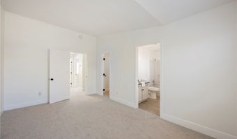 2621 Adelante Ave 102, Las Vegas, NV 89106