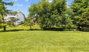 403 Arbor Glen Dr, Ballwin, MO 63021