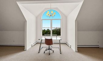 29 Weatherdeck Dr, Bourne, MA 02532