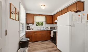 5358 S Highpoint Dr, Albion, IN 46701