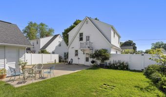1725 N DIVISION St, Appleton, WI 54911
