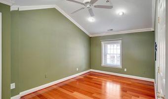 100 N UNION St A, Alexandria, VA 22314