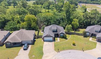 2505 Crestview Ln, Barling, AR 72923