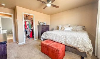 502 Granite Dr, Bismarck, ND 58503