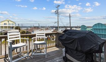 408 Caswell St B, Atlantic Beach, NC 28512