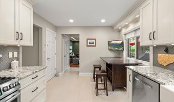 1738 E JONQUIL Ter, Arlington Heights, IL 60004