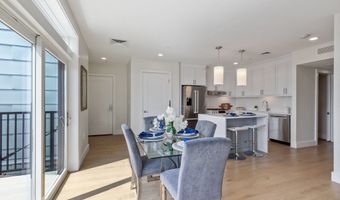 301 Border St 607, Boston, MA 02128