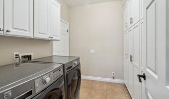 401 S Vine St, Escondido, CA 92025