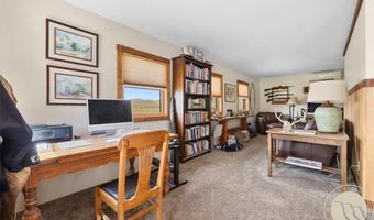 618 Grove Creek Rd, Absarokee, MT 59001