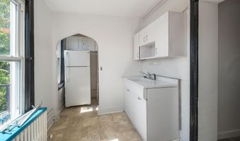 128 Hamilton St, Albany, NY 12207