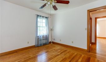 105 Borden Ave, Johnston, RI 02919