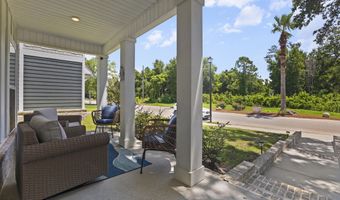 121 Grande View Dr, Biloxi, MS 39531