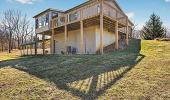 8923 E Sassafras Rd, Bloomfield, IN 47424