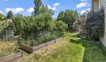 2236 E Roanoke Dr, Boise, ID 83712