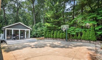 4106 Wildwood Dr, Allegan, MI 49010
