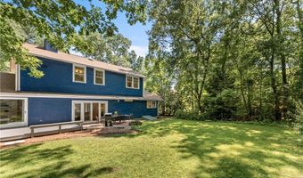 6 North Ln, Barrington, RI 02806