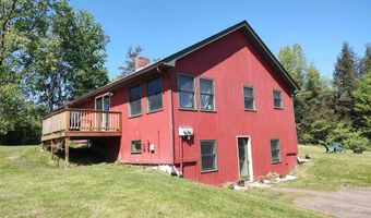 28 Cedar Ln, Cambridge, VT 05464