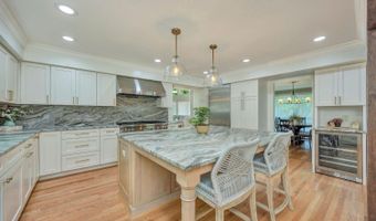 7708 Creekwood Ln, Amberley, OH 45237
