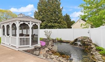51 Millbrook Rd, Beverly, MA 01915