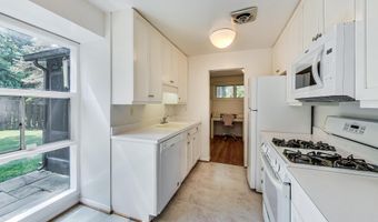 6515 E HALBERT Rd, Bethesda, MD 20817