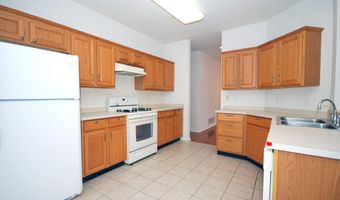 66 Minuteman Cir, Allentown, NJ 08501