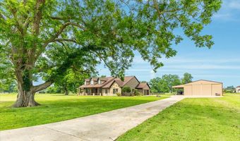 814 Mill Rd, Angleton, TX 77515