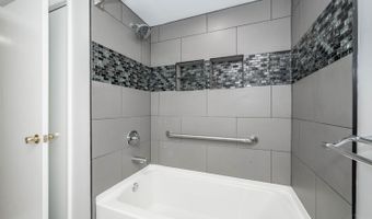 3115 Longmeadow Ln, Amberley, OH 45236