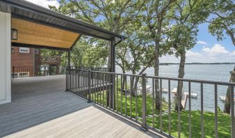 2707 1st St, Arnolds Park, IA 51331