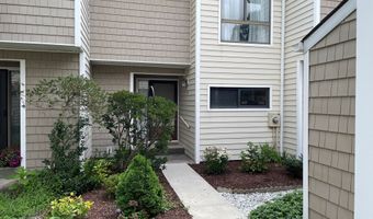 52 Currier Way 52, Cheshire, CT 06410