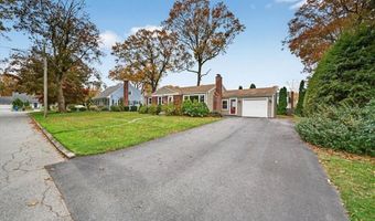 45 Hamden Rd, Cranston, RI 02920