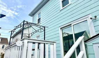 5 Byrnes St, Newport, RI 02840