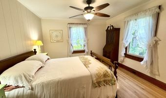 85 Crosby St, Brattleboro, VT 05301