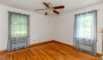 105 Borden Ave, Johnston, RI 02919