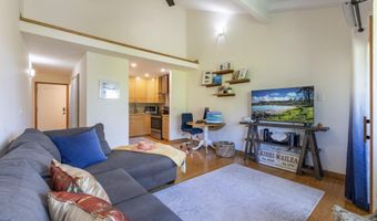 2050 KANOE St 208, Kihei, HI 96753