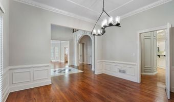 940 Waters Reach Ct, Alpharetta, GA 30022