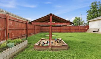 331 W 2nd St, Auburn, IN 46706