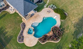 516 Heathland Xing, Heath, TX 75032