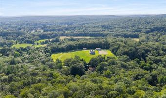 52 Singleton Rd, Chaplin, CT 06235