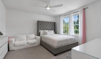 6 Fleuette Dr, Bellingham, MA 02019