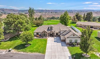 319 Clear Lake Ln, Buhl, ID 83316