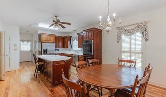 126 Wood Valley Dr, Americus, GA 31709