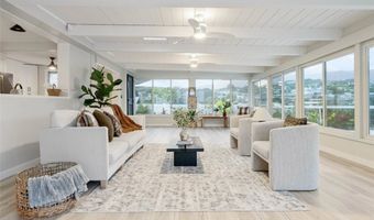 1373 Kupau St, Kailua, HI 96734