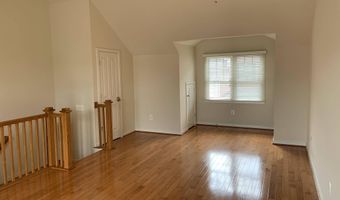 2855 11TH St N, Arlington, VA 22201