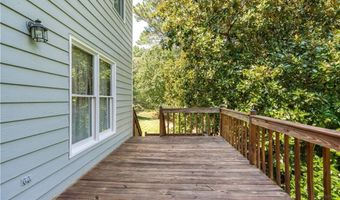 558 Auburn Rd, Auburn, GA 30011